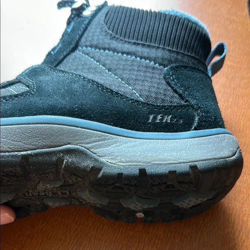 L.L. Bean Blue and Gray Boots Waterproof Durable Design